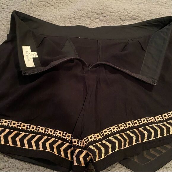 Umgee Skorts  - Picture 10 of 11